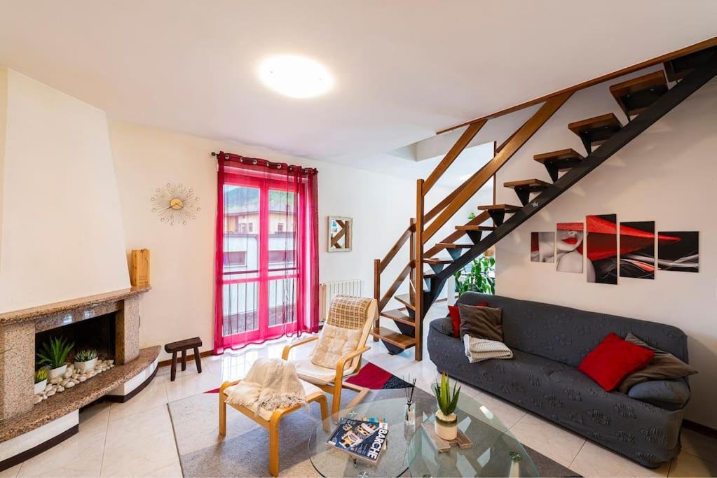 Tresa Bay House - Lugano Lake ลาเวนา ปอนเต เตรซา ภายนอก รูปภาพ