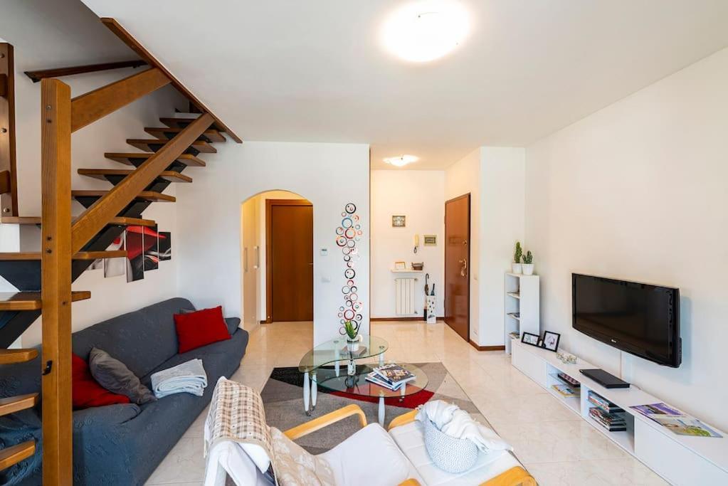 Tresa Bay House - Lugano Lake ลาเวนา ปอนเต เตรซา ภายนอก รูปภาพ